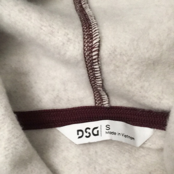 NWT DSG Fleece Hoody - Picture 3 of 4
